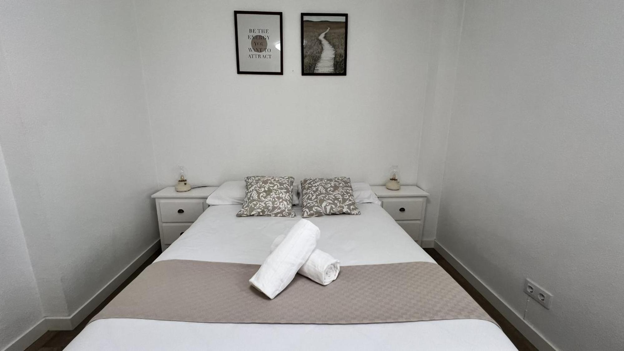 Apartamenticos Plaza Del Pilar III Сарагоса Екстериор снимка